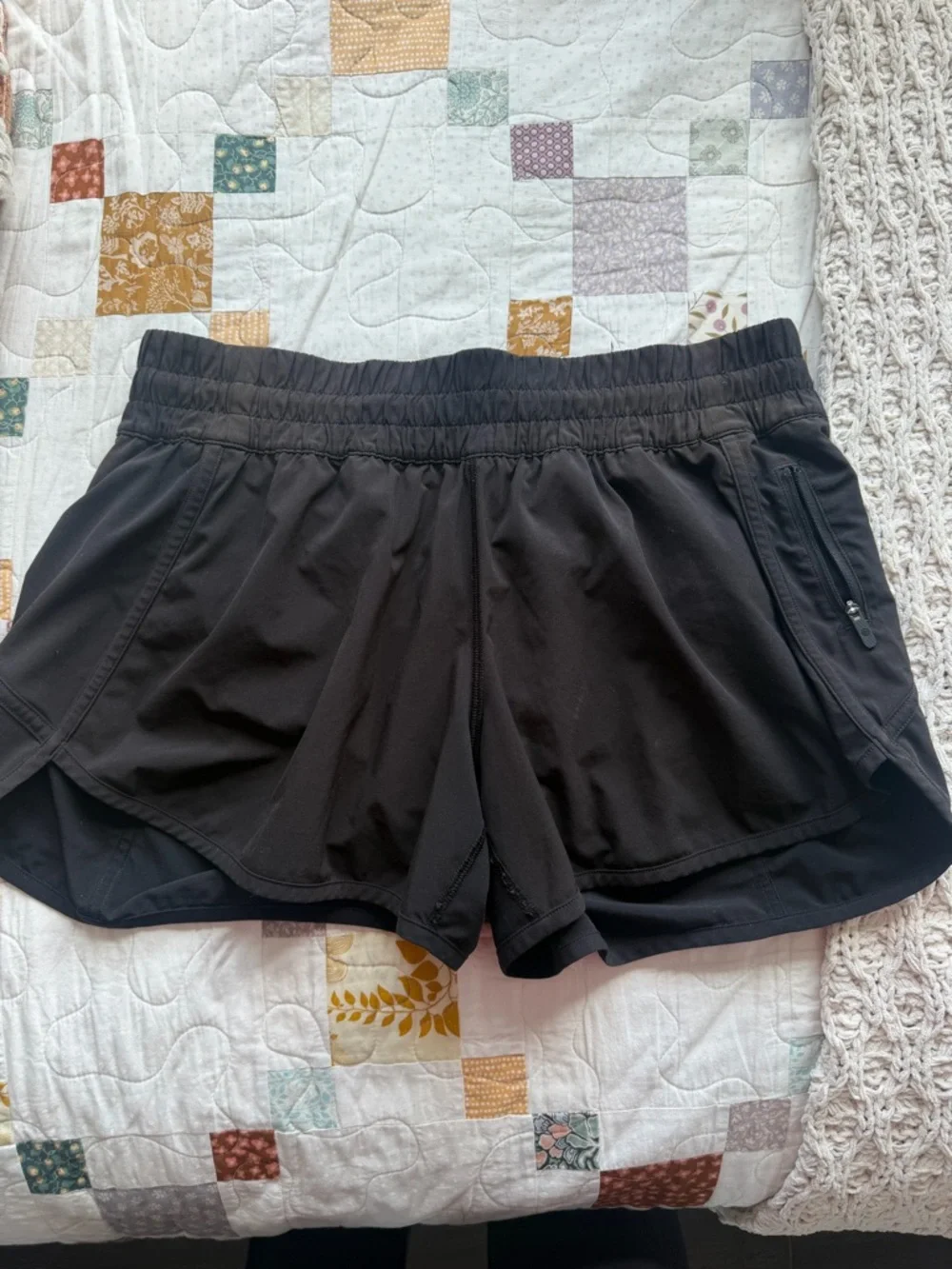 Lululemon Tracker Short V *4" - Picture 3 of 7